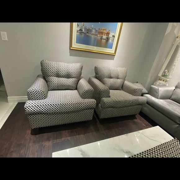 Sofa sets - Picture 5 of 5